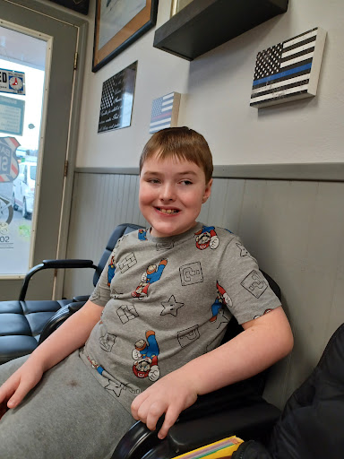 Bubba's Barber Shop - Visual