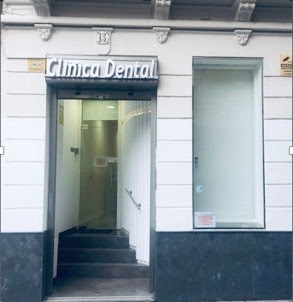 CLINICA DENTAL DRA.VIÑALS i COL.LABORADORS