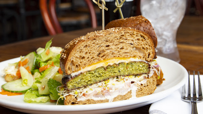 Roxy on Broadway by null