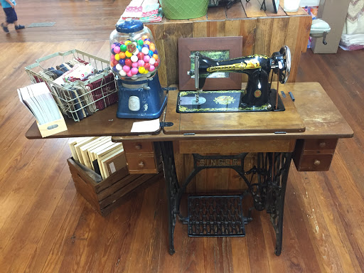 Sweet Home Stitching Post