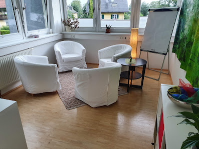 Otmar Gauggelhofer Psychosozialer Berater Berchtesgadner Str. 11, 5020 Salzburg, Österreich