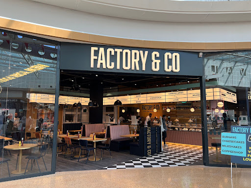 Photo 11 - Factory & Co Bay 2