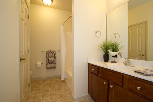 Shady Oak Apartments - Thumbnail