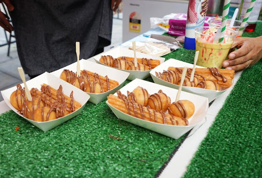 Let’s Eat @ MANU’S Dessert truck- Cranbourne - Thumbnail