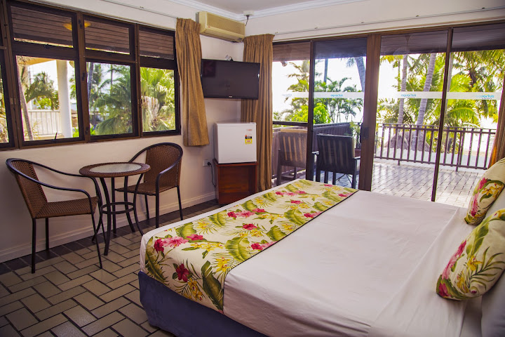 Aquarius On The Beach by null