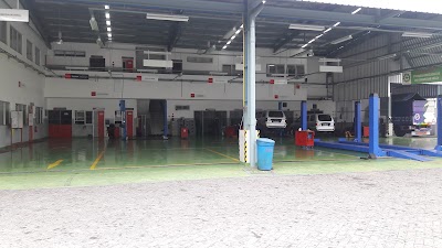 Photos of Isuzu Jogja Astra International