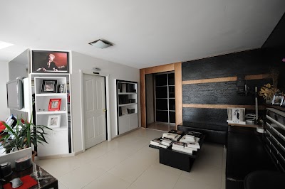 electronics-store