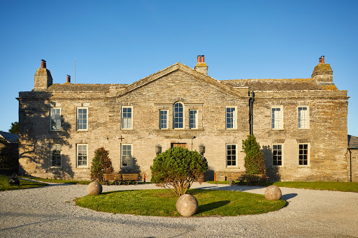 THE PIG-at Harlyn Bay