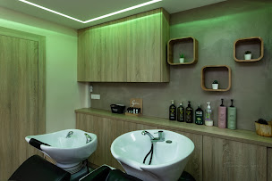 Photo n°2 de Coiffure Symbiose à Dannemarie (Salon de coiffure)