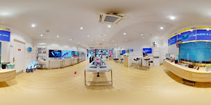 Photo n°23 de Boutique SFR Hazebrouck à Hazebrouck (Opérateur téléphonique)