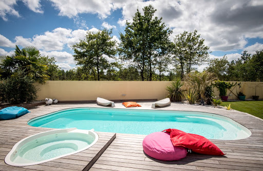 Photo de Etude Conception Polyester Saint Jean d'Illac à Sablons (33910)