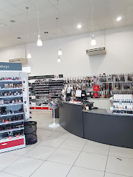 Photo n°15 de Gouiran Beauté Echirolles - produits de coiffure et d'esthétique à Échirolles (Grossiste)