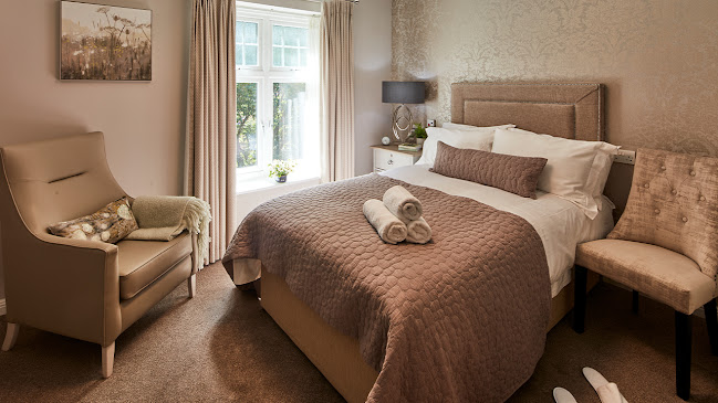 Southampton Manor Care Home - Avery Collection Open Times