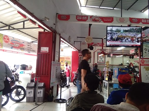 Pertamina gas station 34-17105, Author: Kurnia Wan