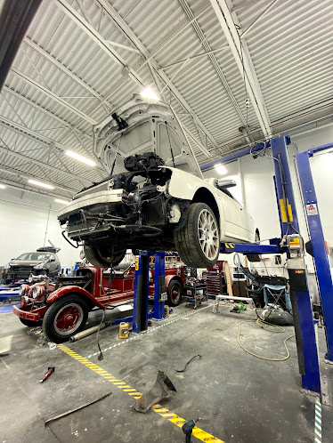 Unique Auto Body Midvale