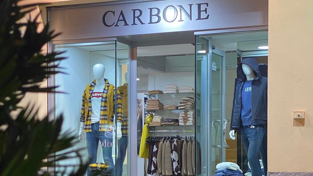Carbone abbigliamento Negozio Di Abbigliamento a Polistena