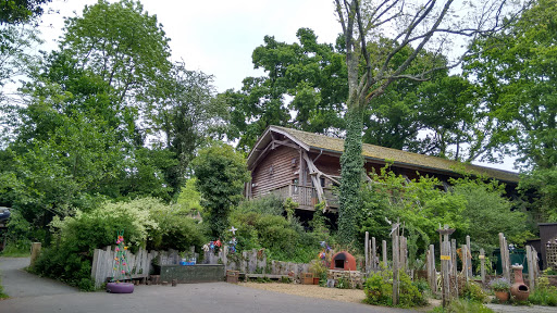 Minstead Study Centre - Visual