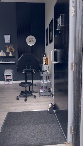 Seven Rings Nail Studio