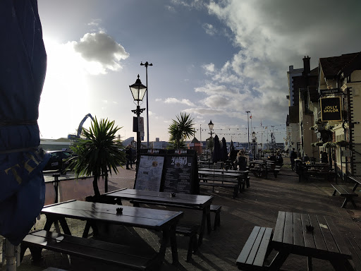 Quay Living - Thumbnail
