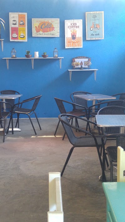 Photos of Kedai Lin's