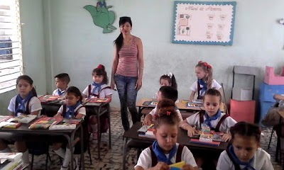 Photos of Escola Primaria Frank Pais Gracia