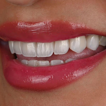 معمل زركون الماسي لتركيبات الاسنانDiamond Zercon Dental Lab