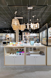 Photo n°30 de 4MURS à Barjouville (Magasin de papiers peints)