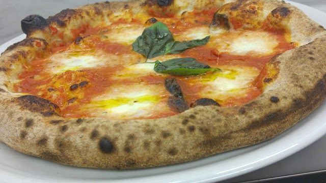 Ubaldo restaurant & pizza