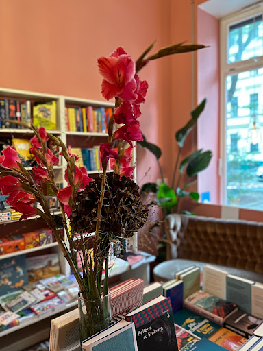 book affairs - Thumbnail