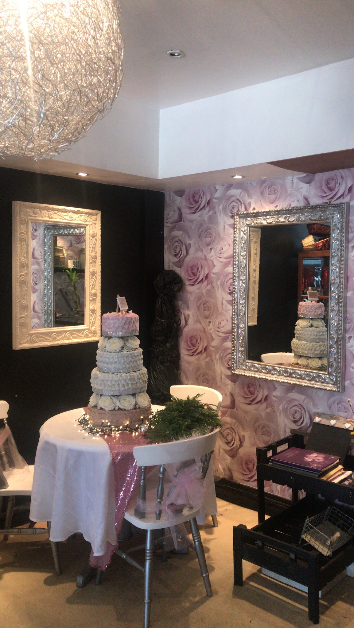 Fiesta Flowers - Florists - photo 1