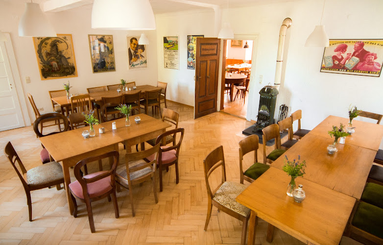 Krone Alt-Hoheneck - Das Gasthaus mit Festsaal am Neckar photo