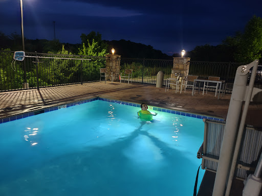 Hampton Inn & Suites Sevierville @ Stadium Drive - Thumbnail