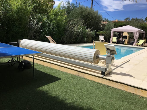 Photo de High Tech Piscine à Villegouge (33141)