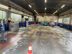 Photo n°3 de CTC78 Controle technique Autosur Chatou Auto et Moto à Chatou (Service de contrôle technique automobile)