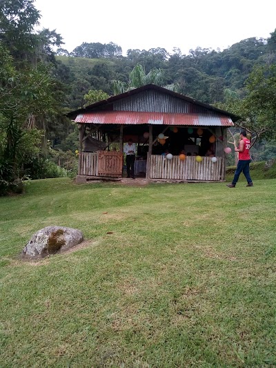 Photos of Cafeteria Aurora