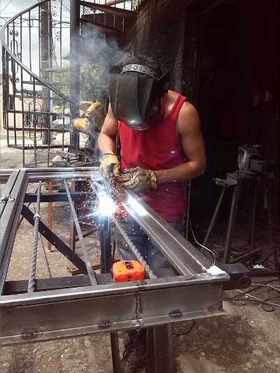 Photos of Metalicas Maria Occidente