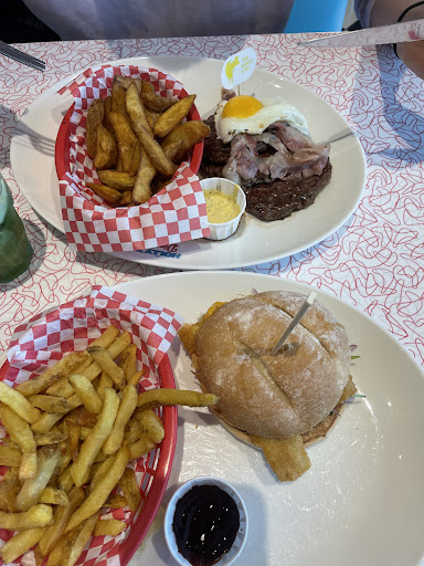 Photo 7 - Holly's Diner