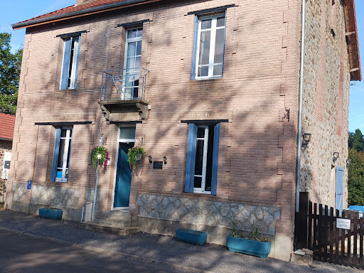 Photo de LA CROIX DU REH Chambres et table d-hotes à Châteauneuf-la-Forêt (87130)