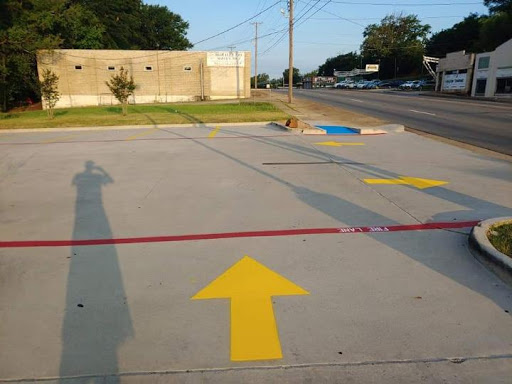 Tail Line Striping