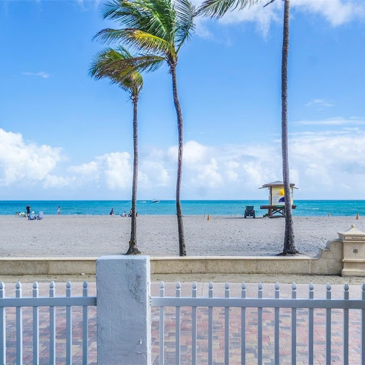 Oxbow Realty - Visual