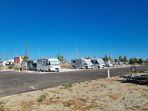 Photo n°29 de Aire Camping-Car Park à Port-Saint-Louis-du-Rhône (Terrain pour camping-cars)