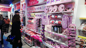 Photo n°13 de BOUTIQUE HARIBO à Pont-Sainte-Marie (Centre commercial)