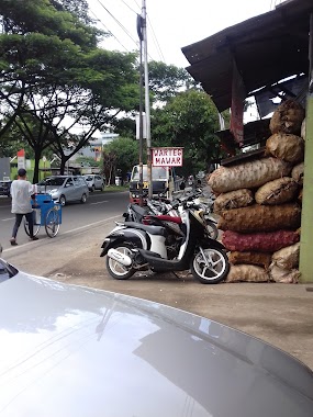 Bengkel mobil Tatang laksana, Author: Arif Rahman