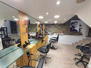 Photo n°8 de Ambiance Coiffure- Viva la vie à Dax (Barbier)