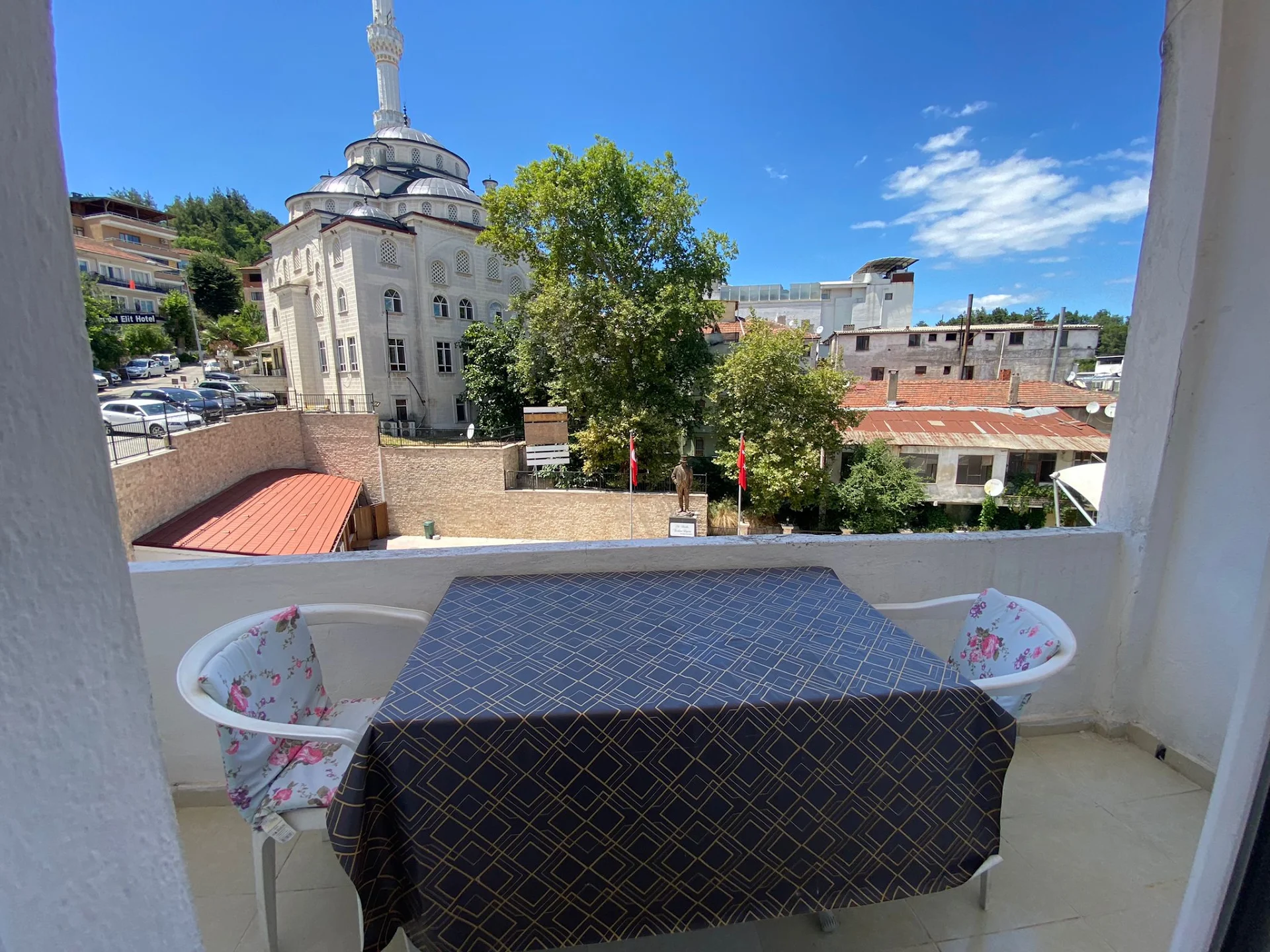 Altay Motel