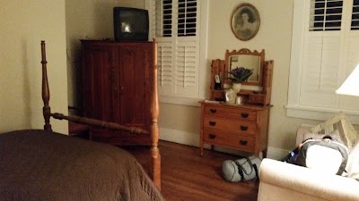 Photos of Riverview Hotel