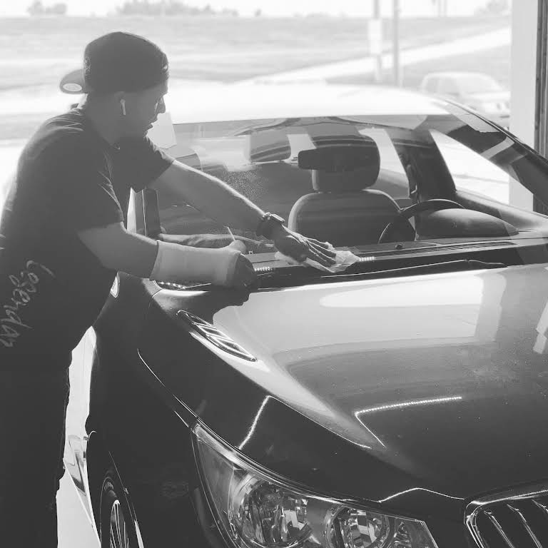 Premier Glass LLC Auto Glass Shop in Harahan