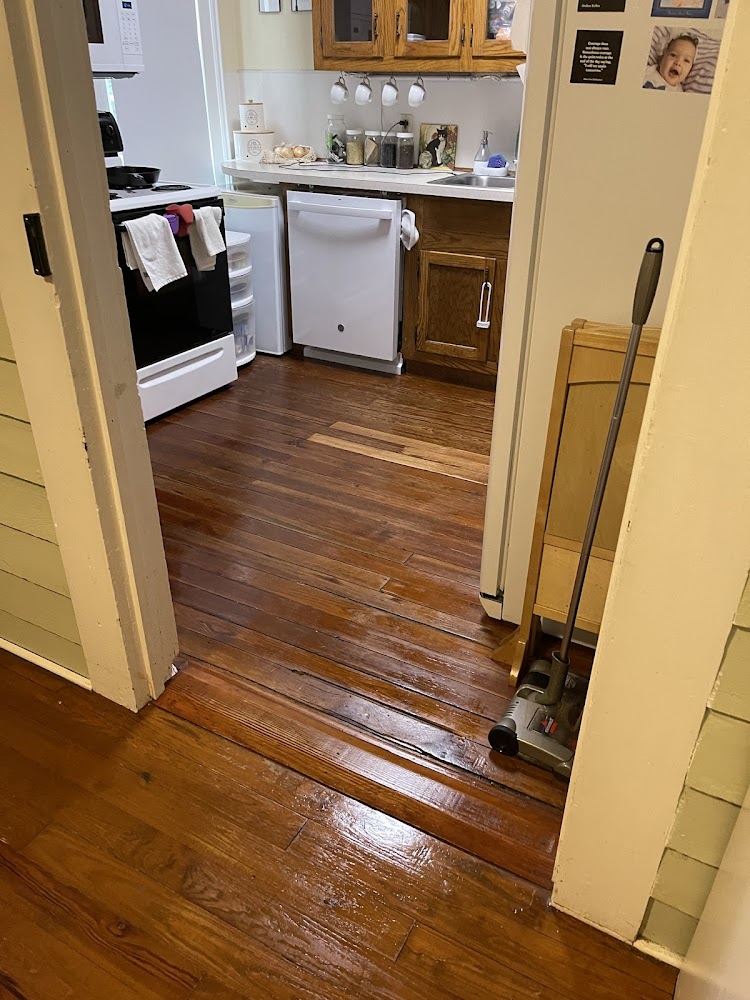 T&J Superior cleaning madison, georgia all surrounding areas in Madison, GA - Tub Reglazing Services