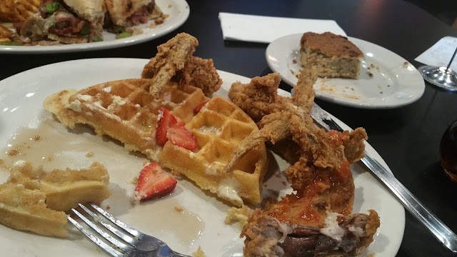 New Center Eatery