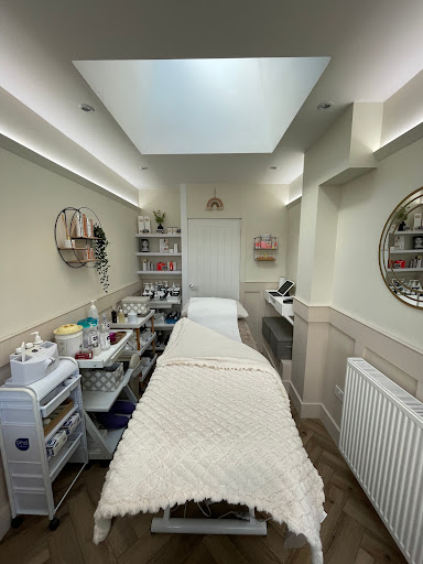 Carla Rainbow The Skin Care Expert